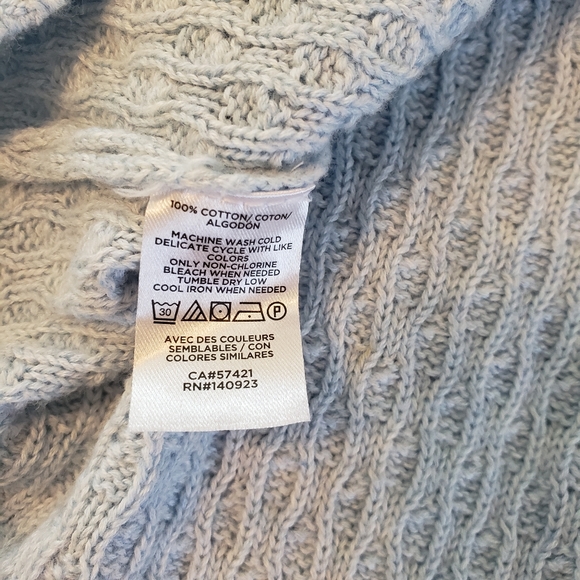 Like new cotton Loft sweater - Picture 4 of 4